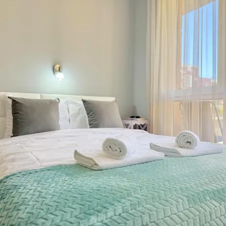 Sea Breeze With Balcony 250 Metres For The Apartment Sveti Vlas